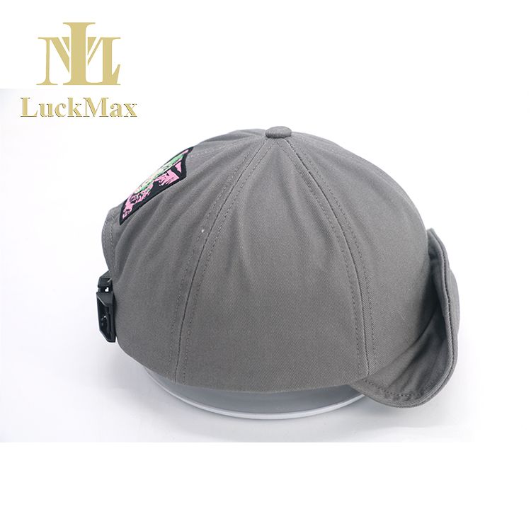 Wholesale Outdoor Fashion Baseball Cap with Flippable Brim Gorra Custom Text Underneath Rear DIY Logo Special Plastic Closure