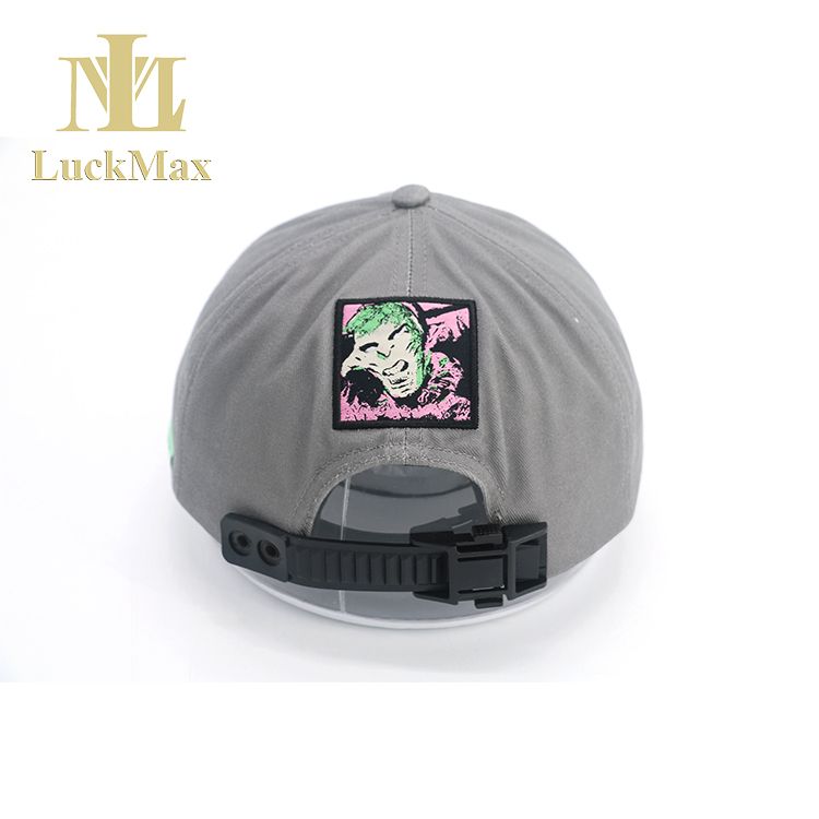 Wholesale Outdoor Fashion Baseball Cap with Flippable Brim Gorra Custom Text Underneath Rear DIY Logo Special Plastic Closure